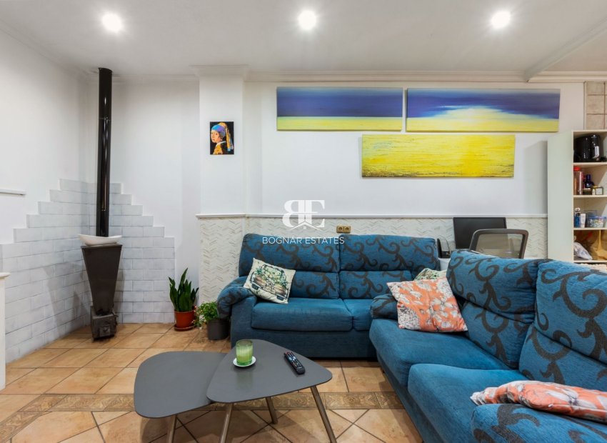 Herverkoop - Herenhuis -
Ciudad Quesada