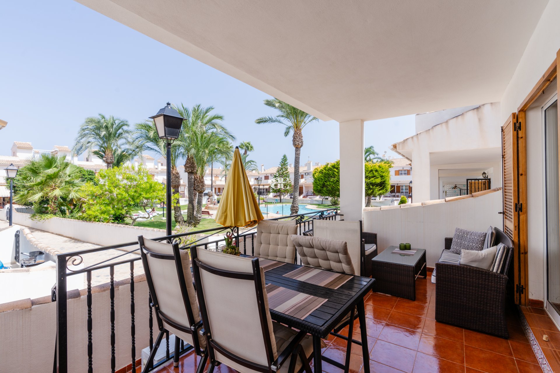 Herverkoop - Herenhuis -
Gran Alacant - Monte y Mar