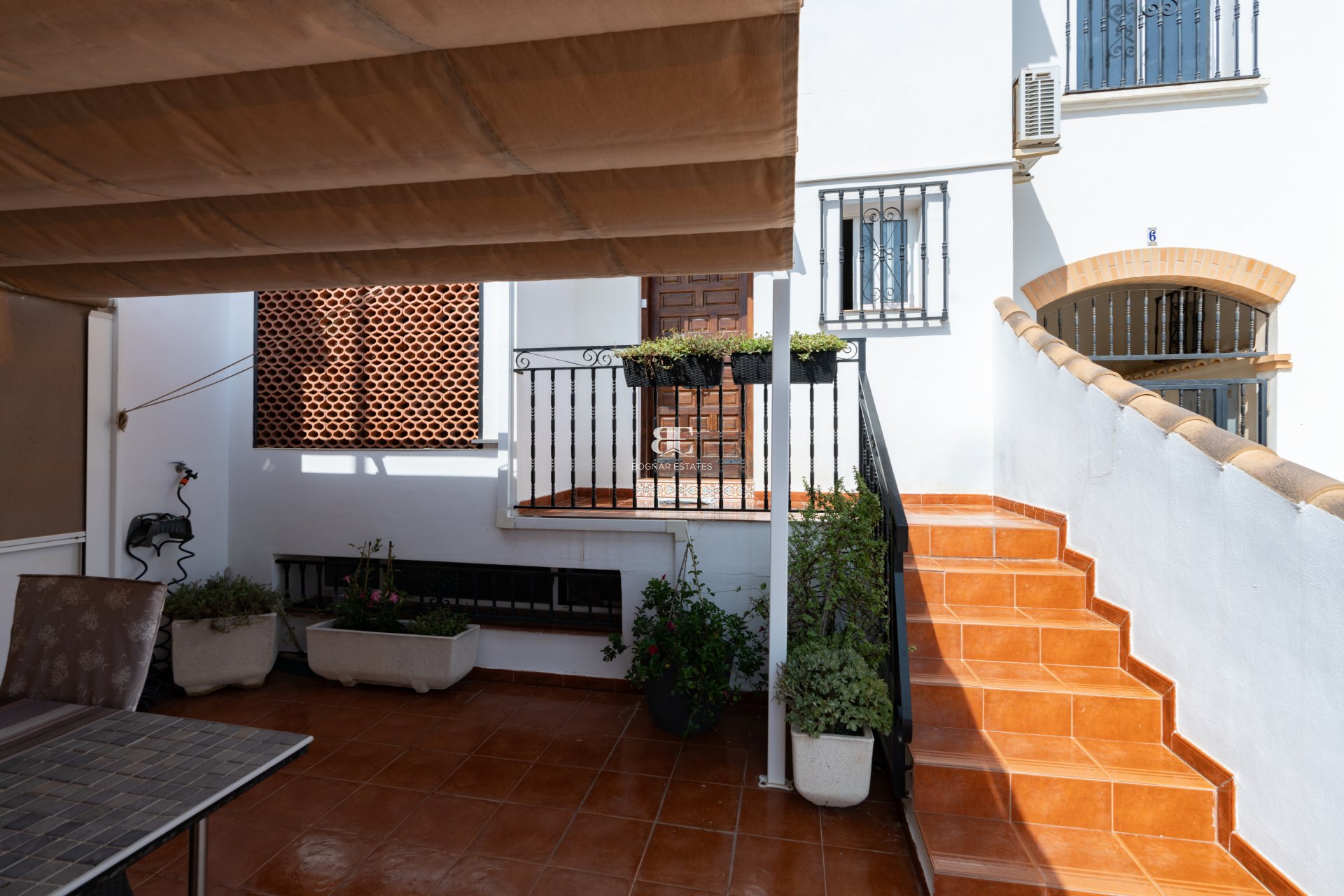 Herverkoop - Herenhuis -
Gran Alacant - Monte y Mar