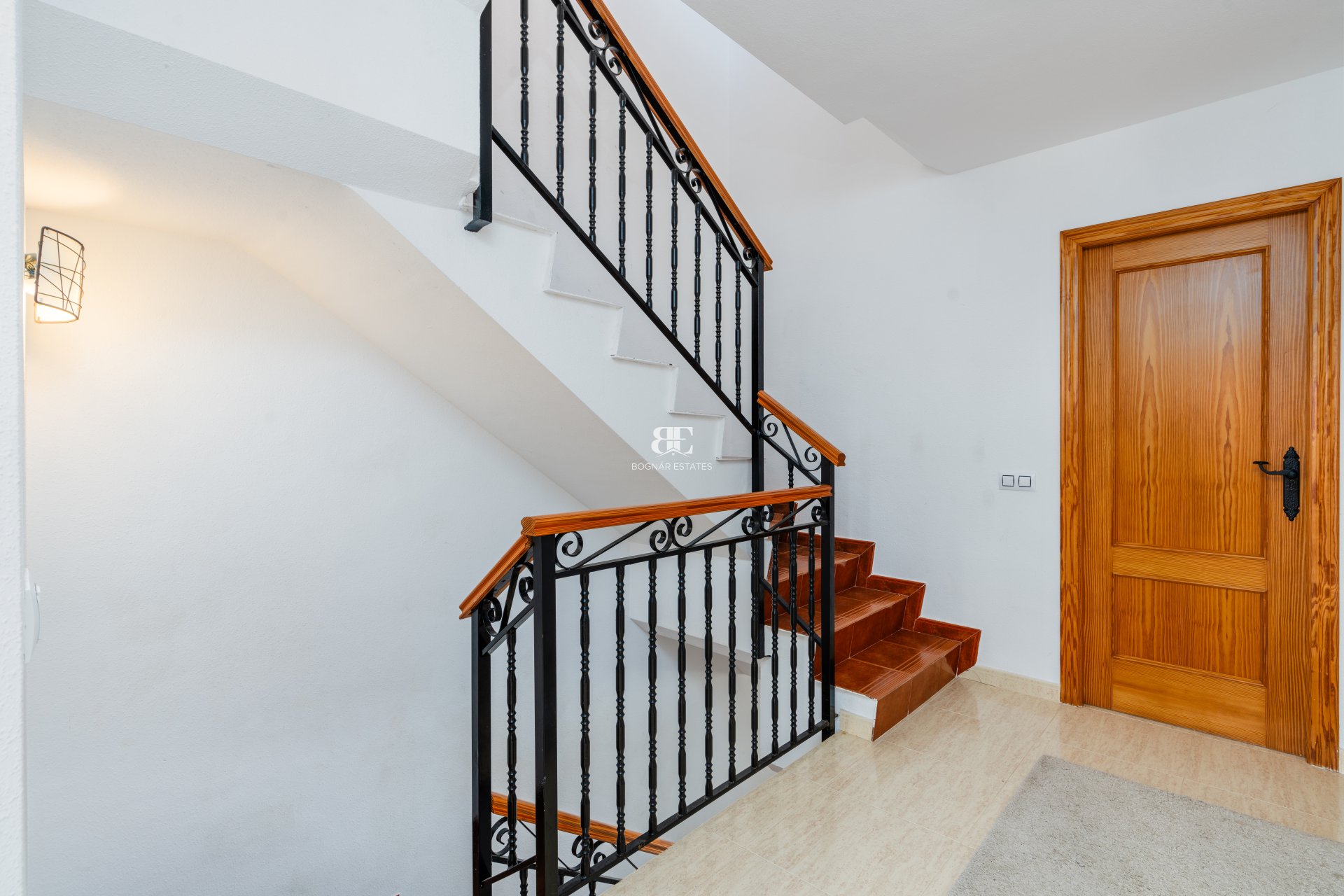 Herverkoop - Herenhuis -
Gran Alacant - Monte y Mar