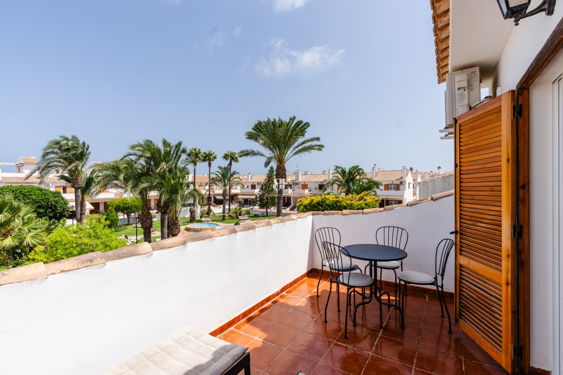 Herverkoop - Herenhuis -
Gran Alacant - Monte y Mar