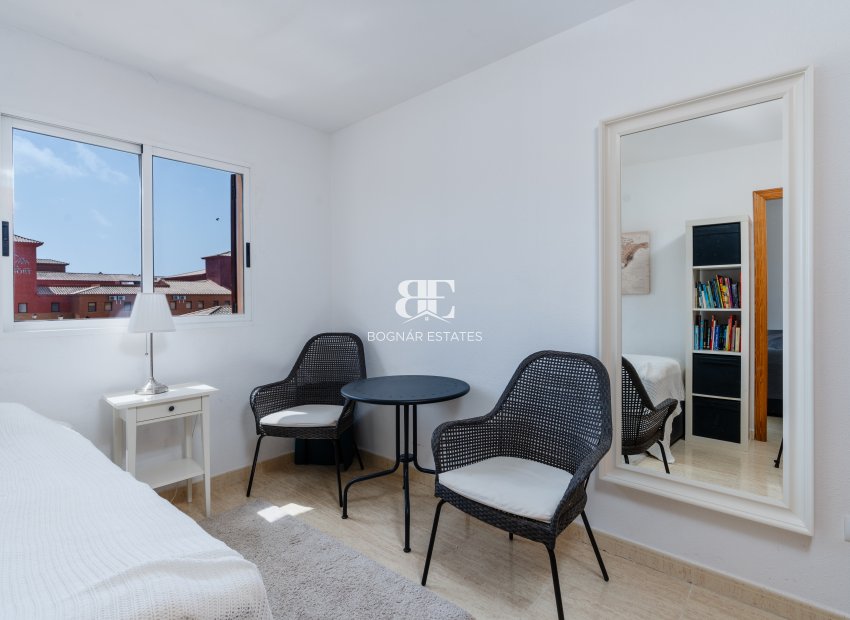 Herverkoop - Herenhuis -
Gran Alacant - Monte y Mar