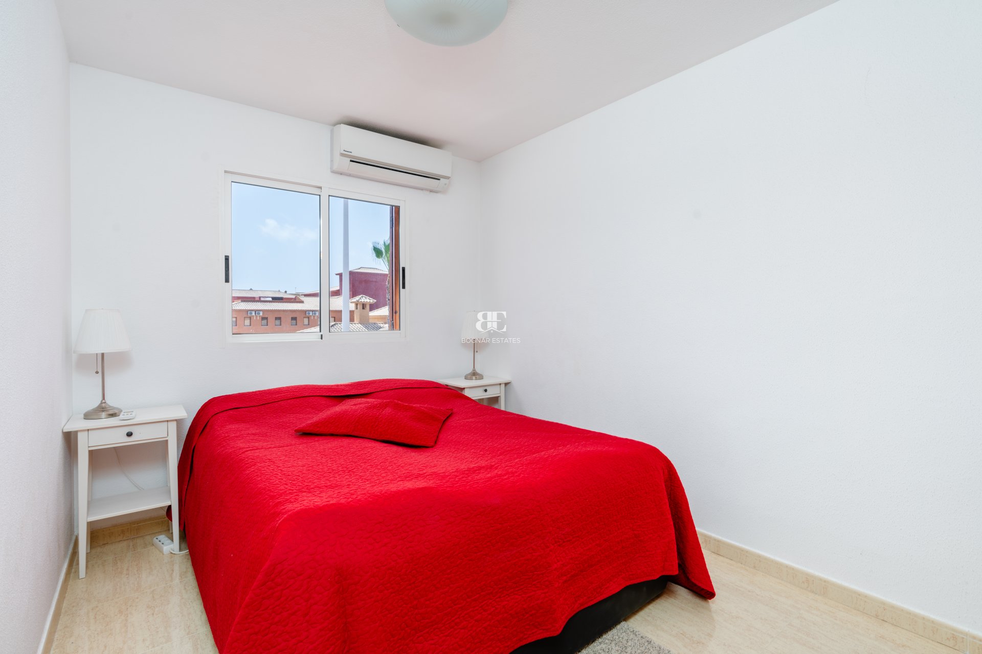 Herverkoop - Herenhuis -
Gran Alacant - Monte y Mar