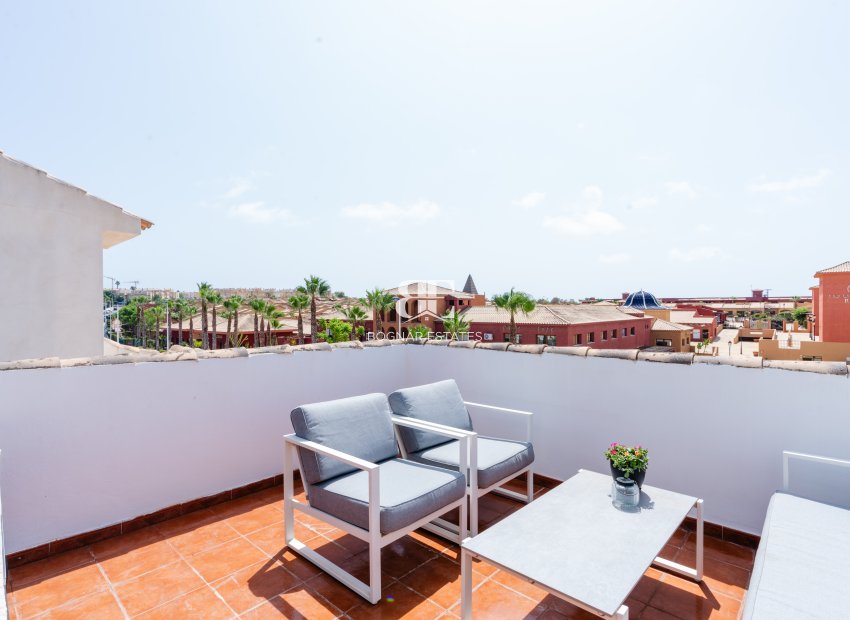 Herverkoop - Herenhuis -
Gran Alacant - Monte y Mar