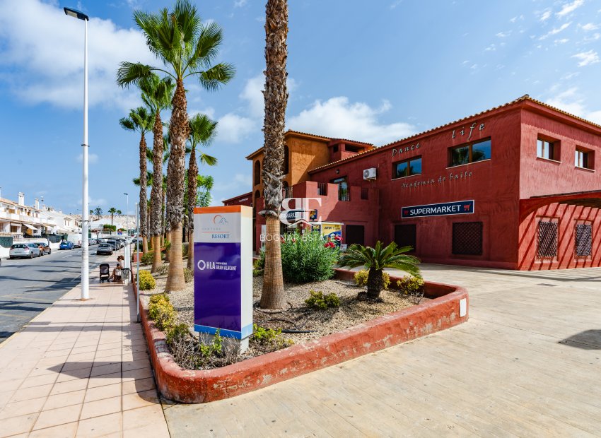 Herverkoop - Herenhuis -
Gran Alacant - Monte y Mar
