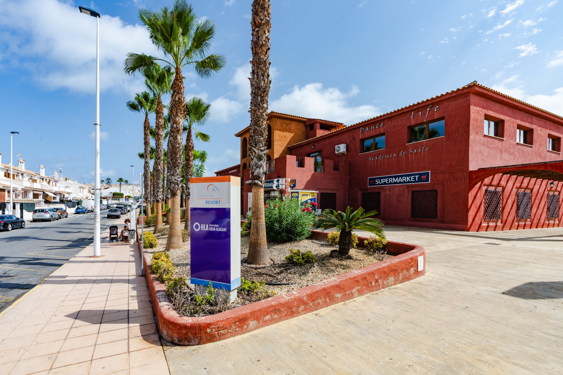 Herverkoop - Herenhuis -
Gran Alacant - Monte y Mar