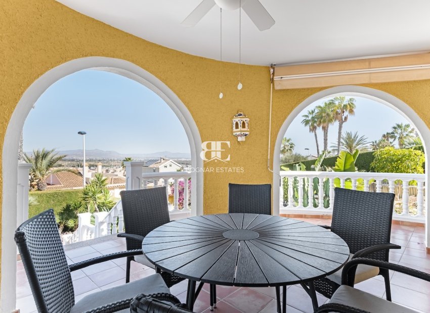 Herverkoop - Herenhuis -
Gran Alacant - Monte y Mar