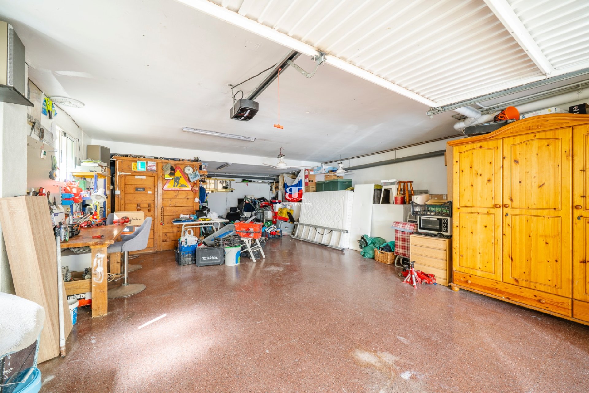 Herverkoop - Herenhuis -
Guardamar del Segura - El Moncayo