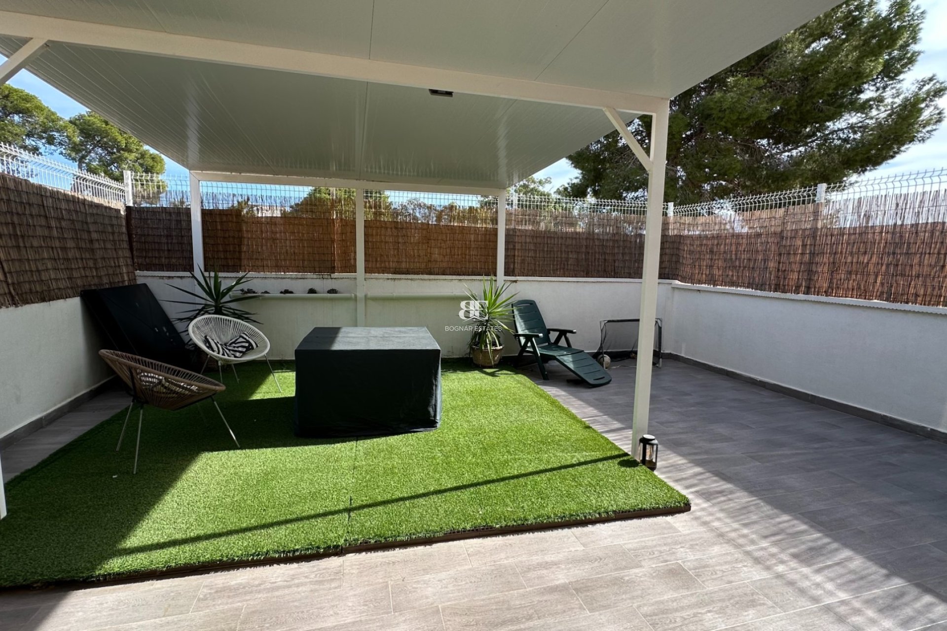 Herverkoop - Herenhuis -
Guardamar del Segura - El Raso