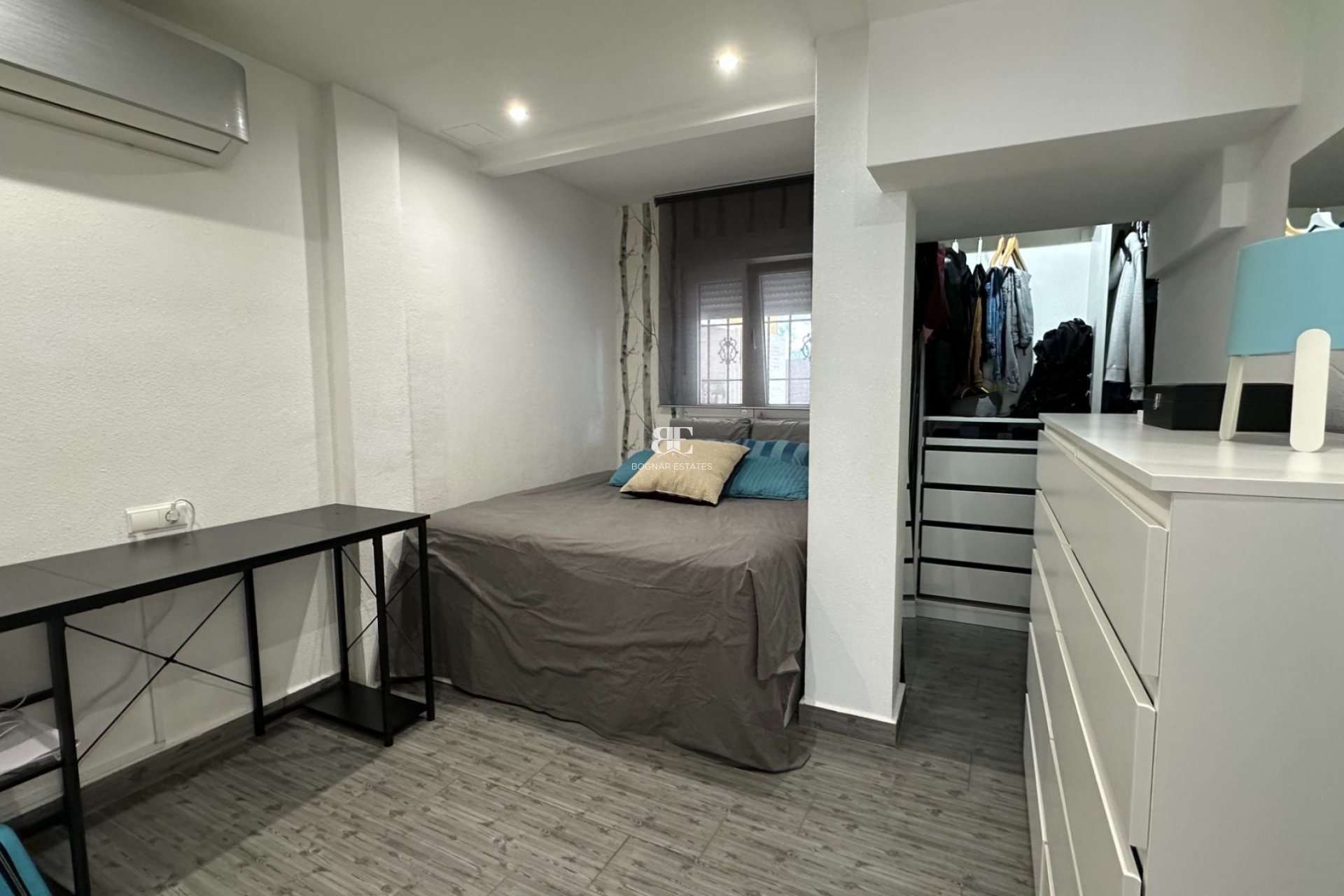 Herverkoop - Herenhuis -
Guardamar del Segura - El Raso