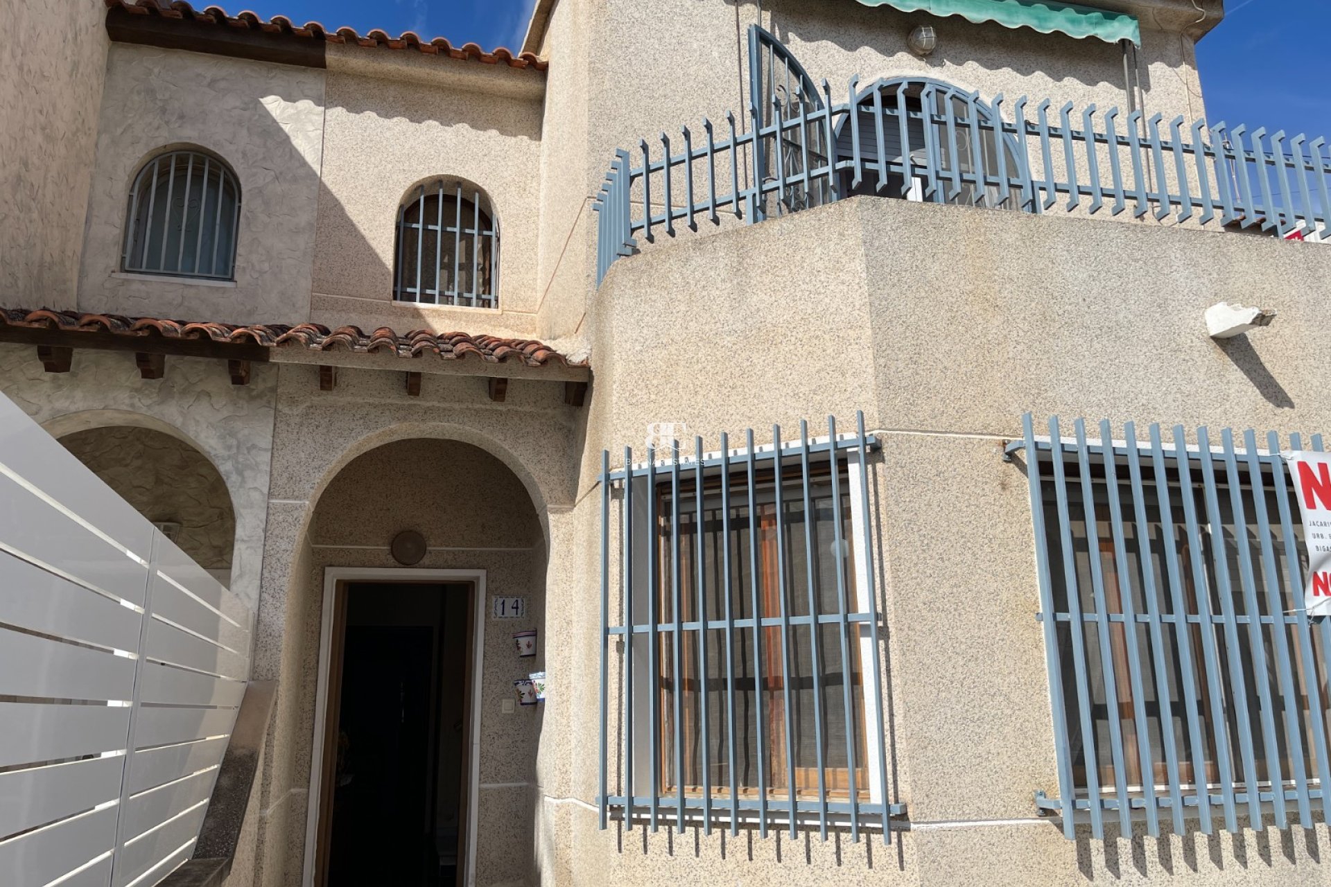 Herverkoop - Herenhuis -
Jacarilla - Comunidad Valenciana