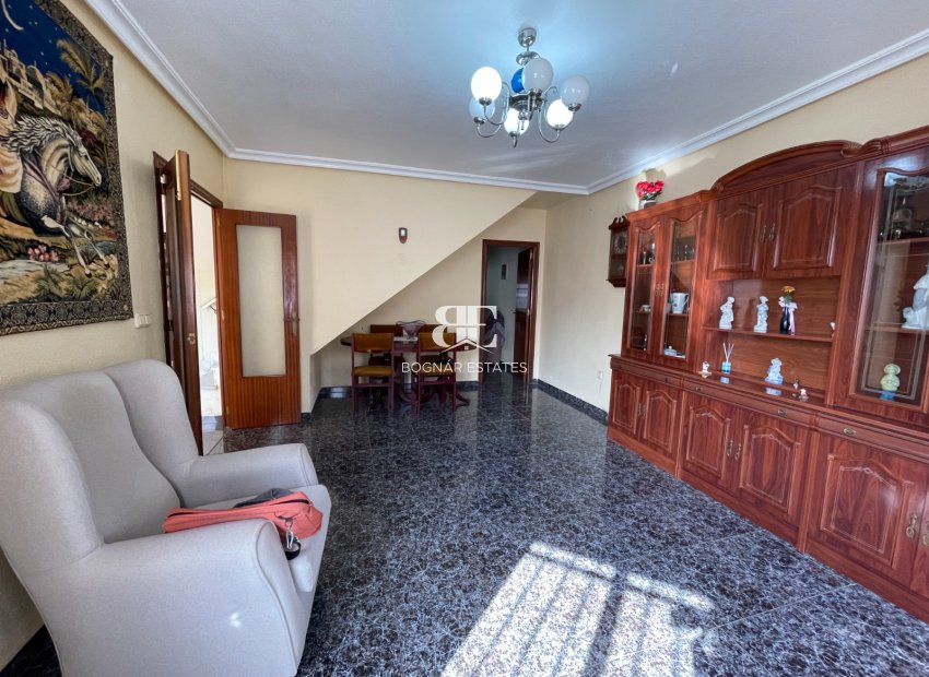 Herverkoop - Herenhuis -
Jacarilla - Comunidad Valenciana