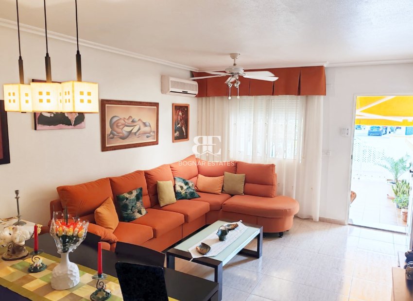 Herverkoop - Herenhuis -
Los Alcazares