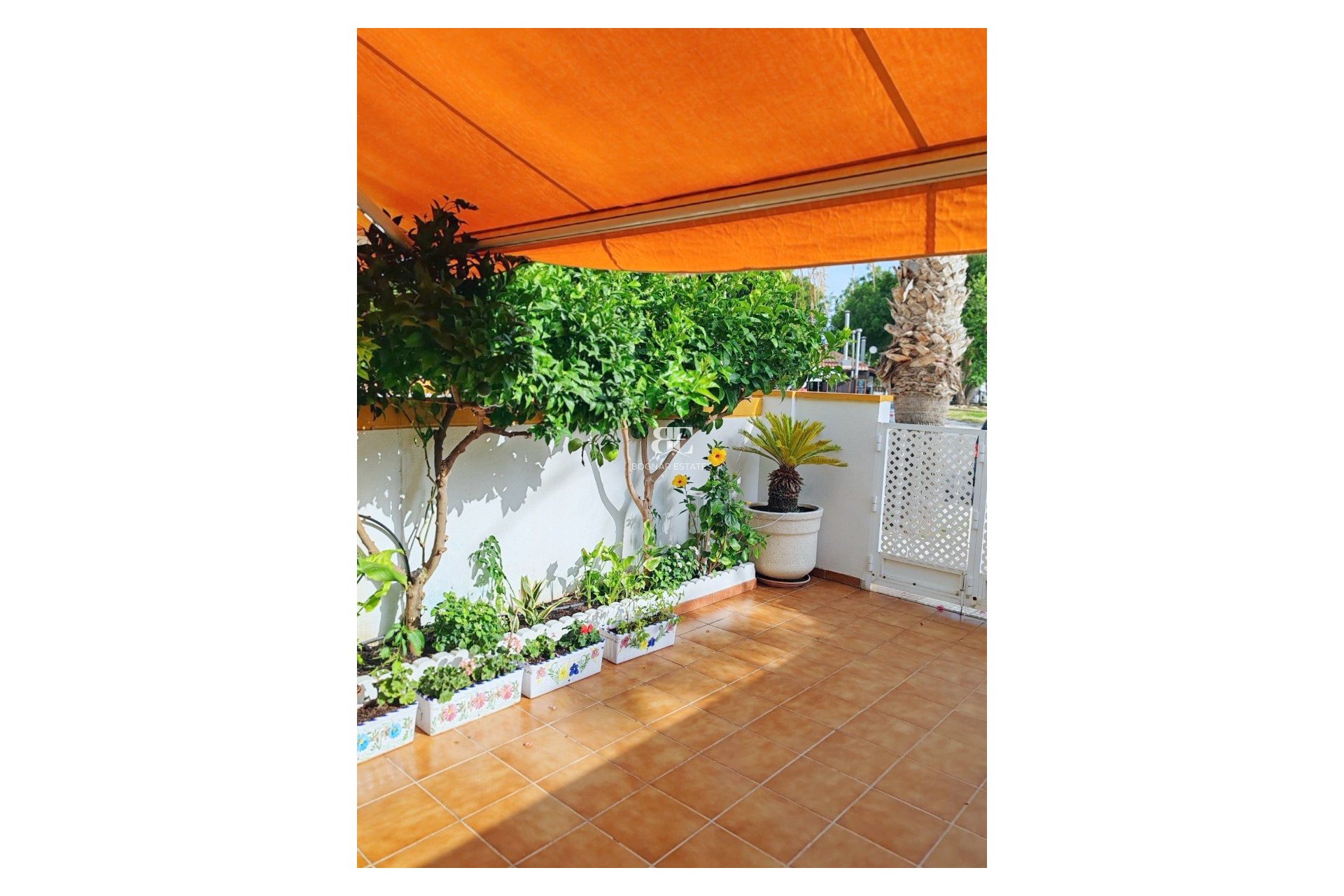 Herverkoop - Herenhuis -
Los Alcazares