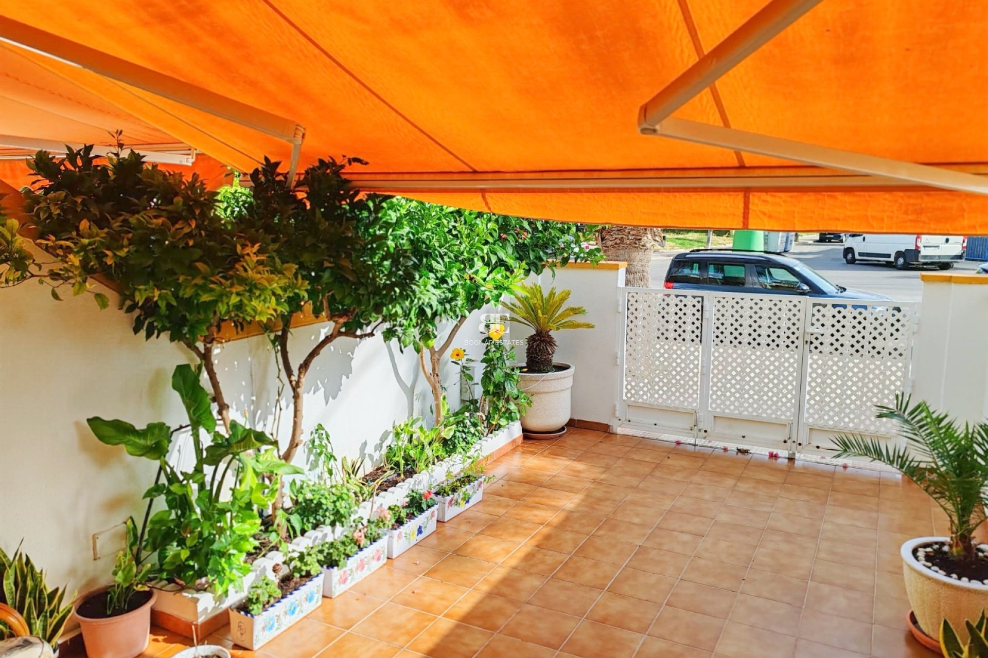 Herverkoop - Herenhuis -
Los Alcazares