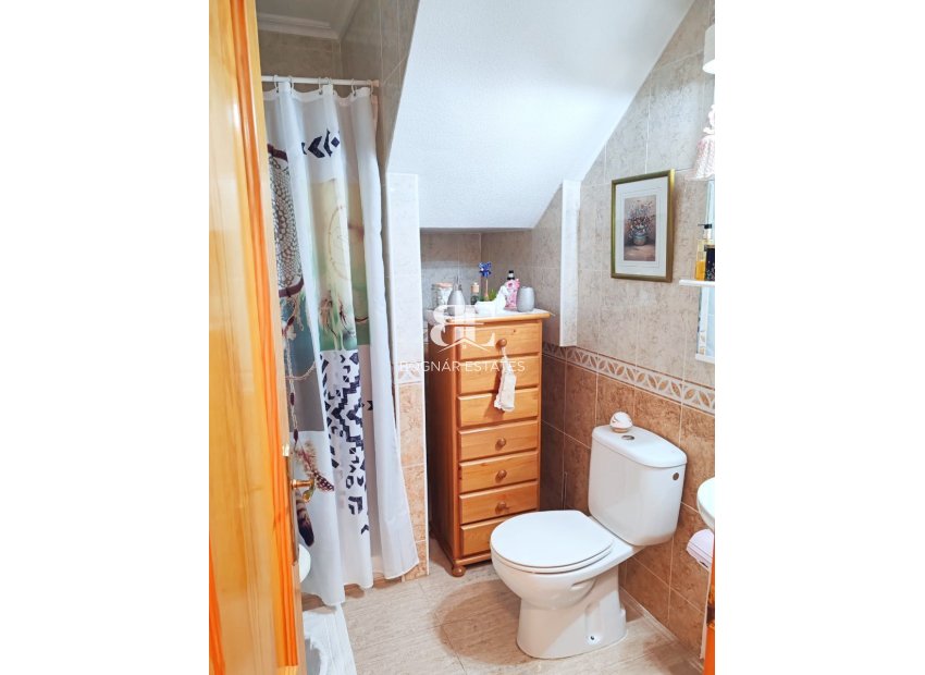 Herverkoop - Herenhuis -
Los Alcazares