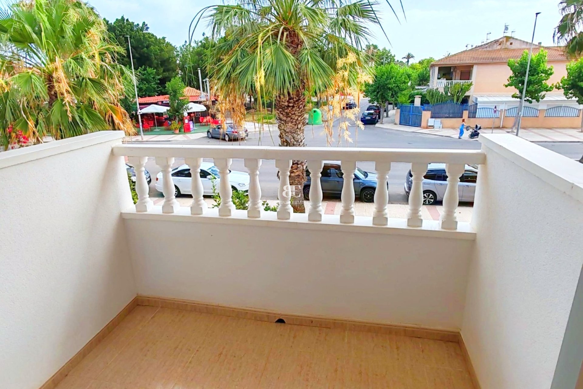 Herverkoop - Herenhuis -
Los Alcazares