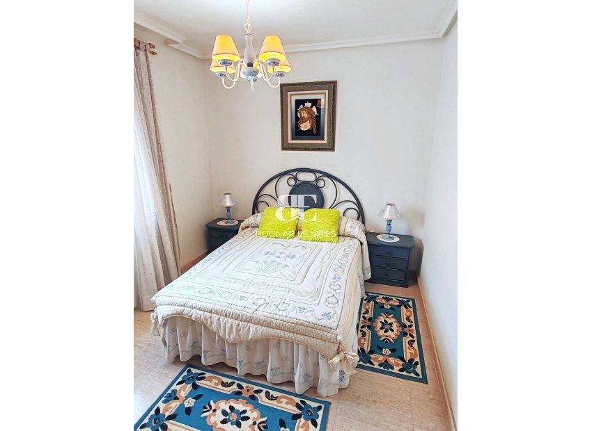 Herverkoop - Herenhuis -
Los Alcazares