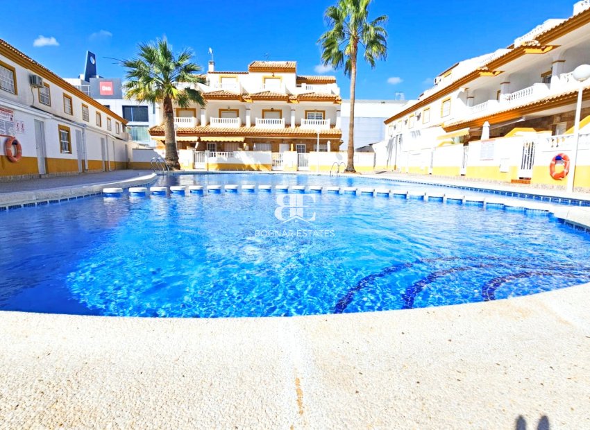 Herverkoop - Herenhuis -
Los Alcazares