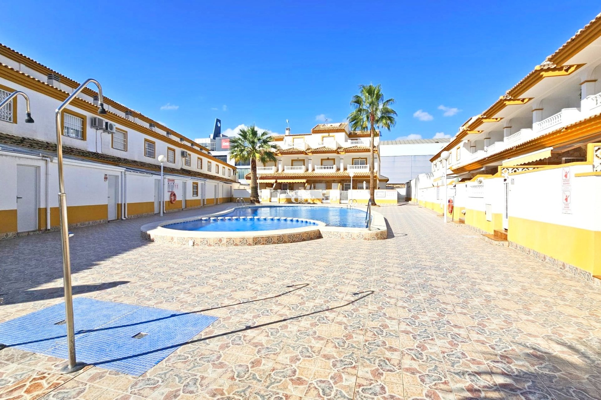 Herverkoop - Herenhuis -
Los Alcazares