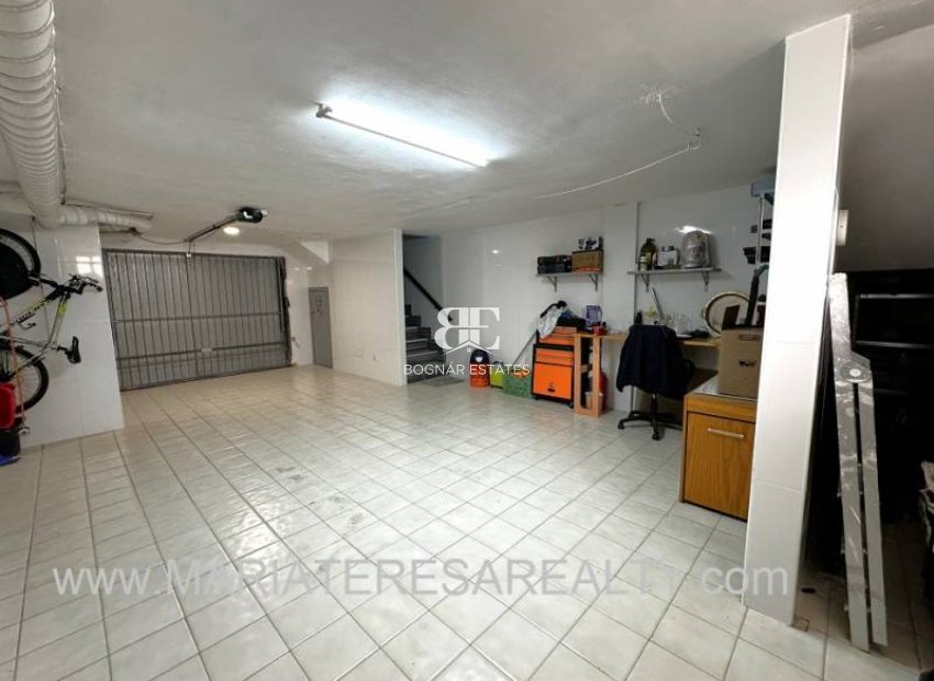 Herverkoop - Herenhuis -
Los Alcazares