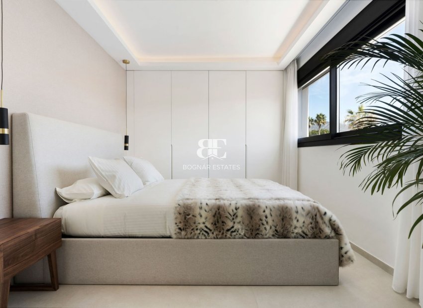 Herverkoop - Herenhuis -
Marbella - Golden Mile