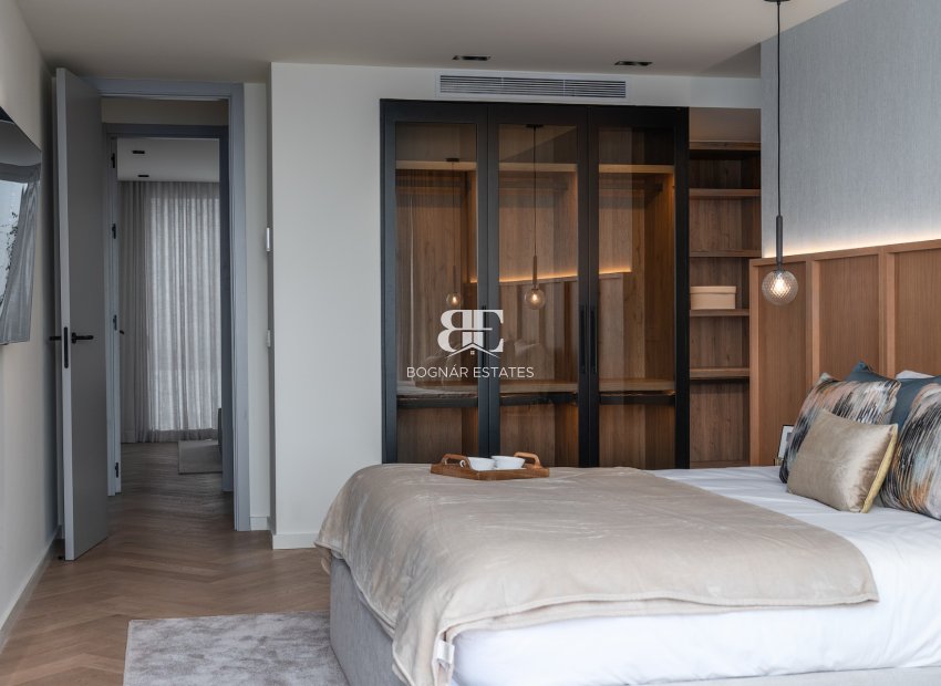 Herverkoop - Herenhuis -
Marbella - Golden Mile