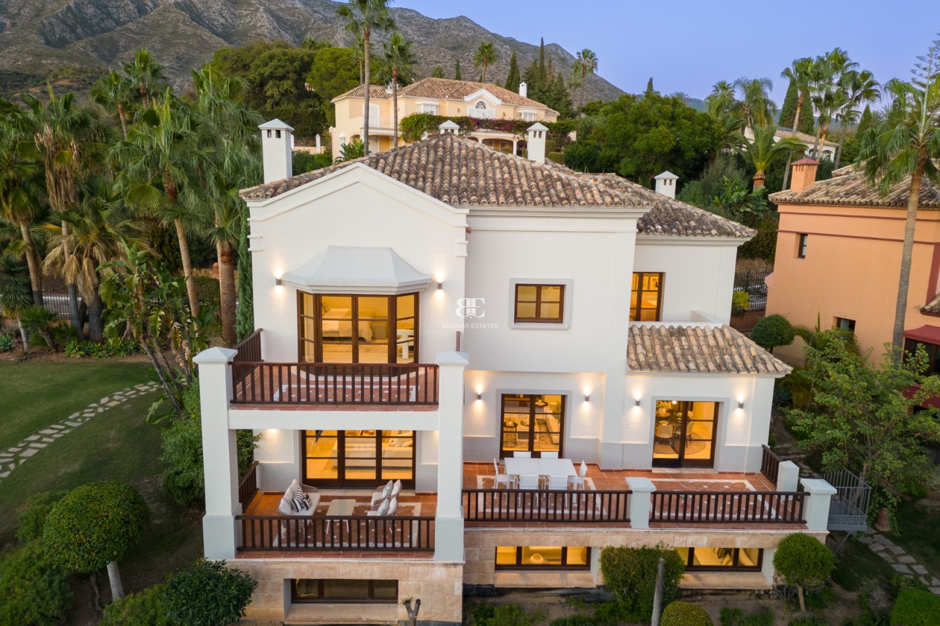 Herverkoop - Herenhuis -
Marbella - Golden Mile