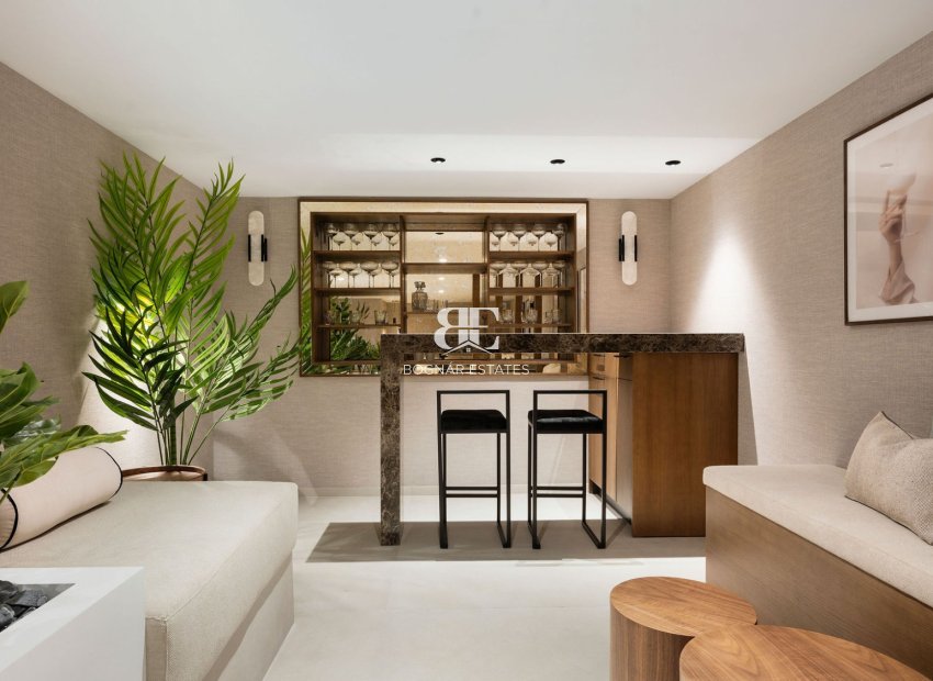 Herverkoop - Herenhuis -
Marbella - Golden Mile