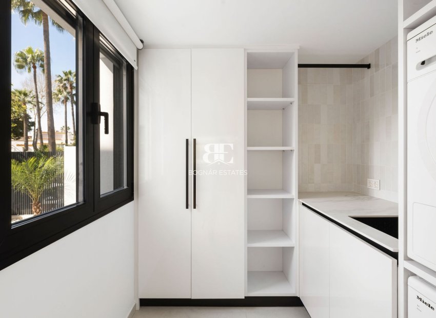 Herverkoop - Herenhuis -
Marbella - Golden Mile