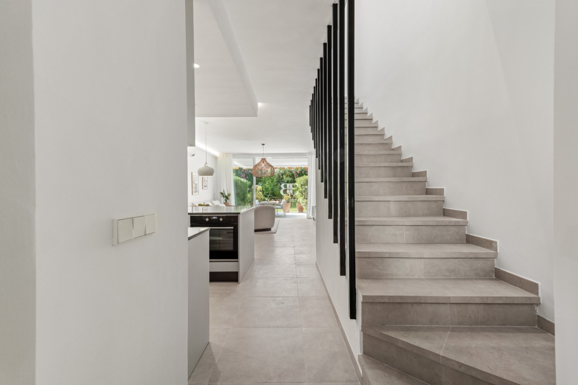 Herverkoop - Herenhuis -
Marbella - Nueva Andalucía