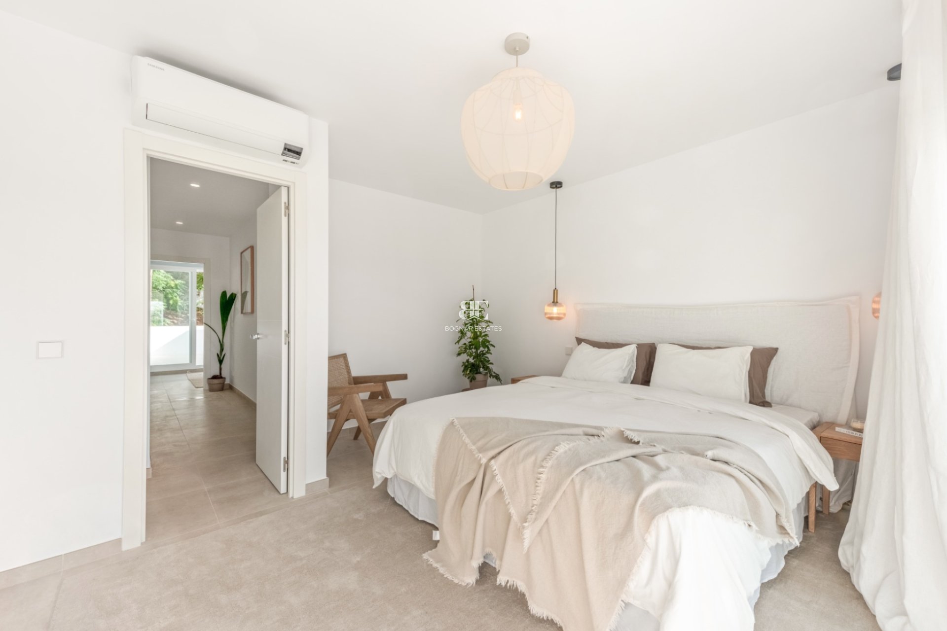 Herverkoop - Herenhuis -
Marbella - Nueva Andalucía