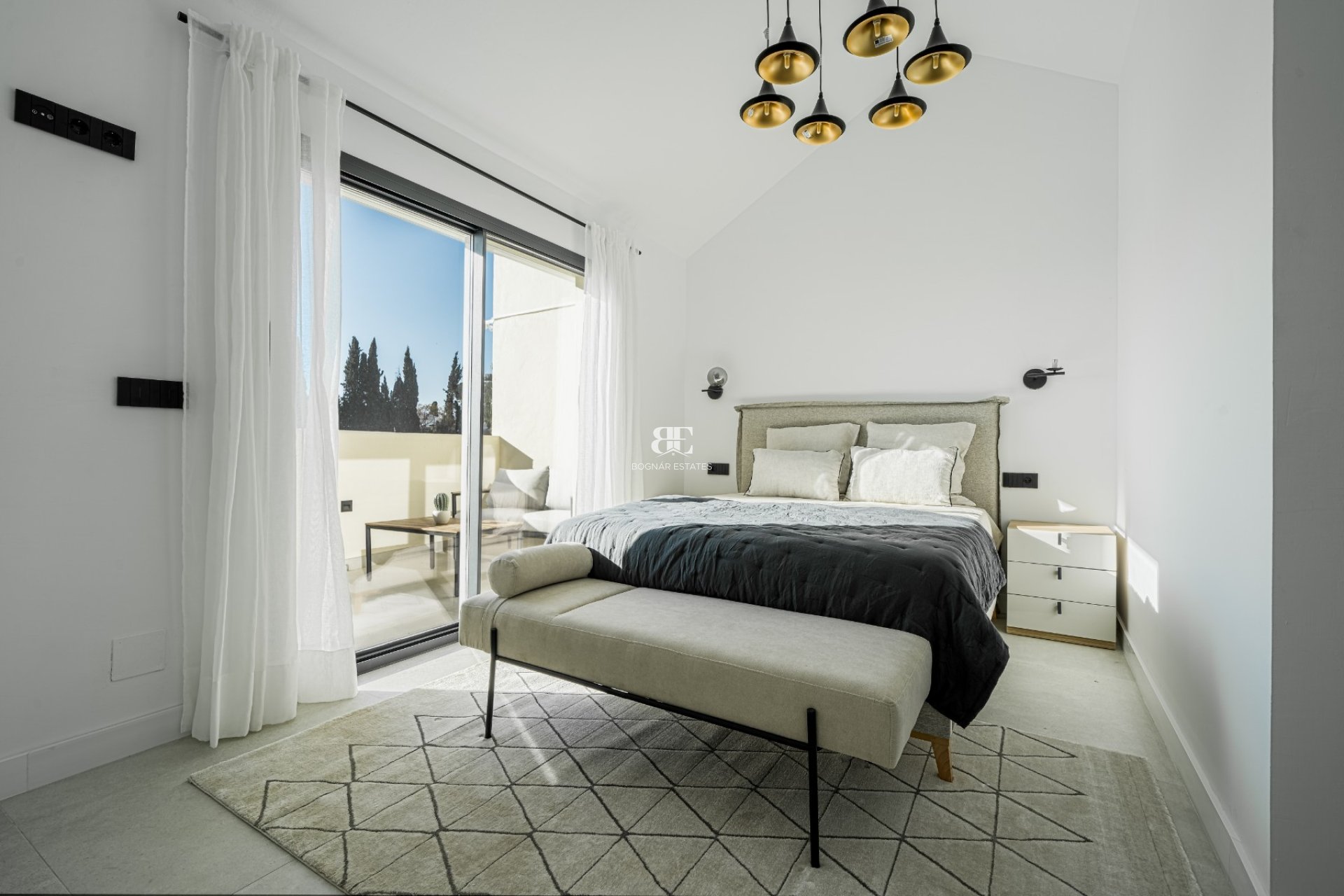 Herverkoop - Herenhuis -
Marbella - Nueva Andalucía