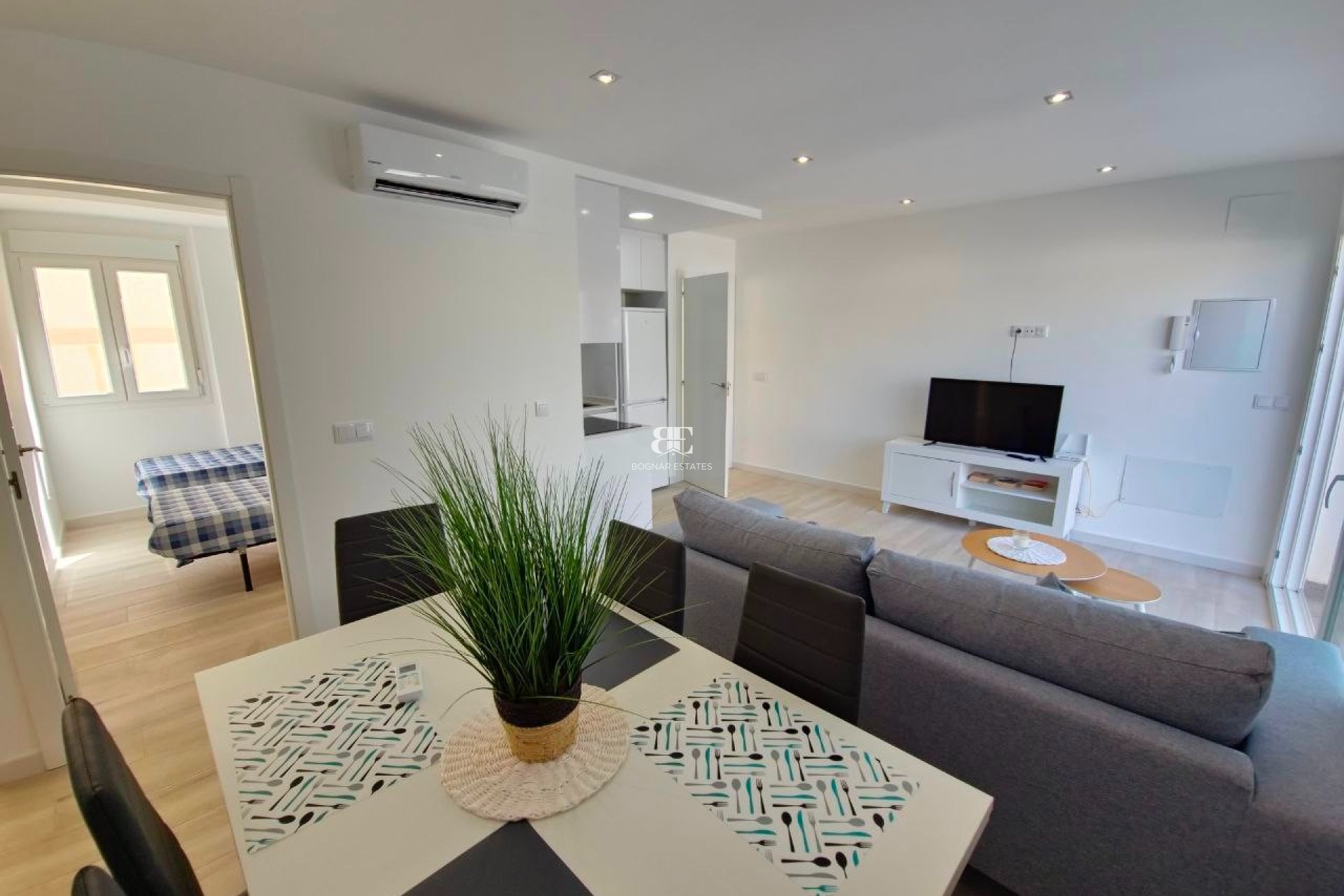 Herverkoop - Herenhuis -
Orihuela Costa - Cabo Roig