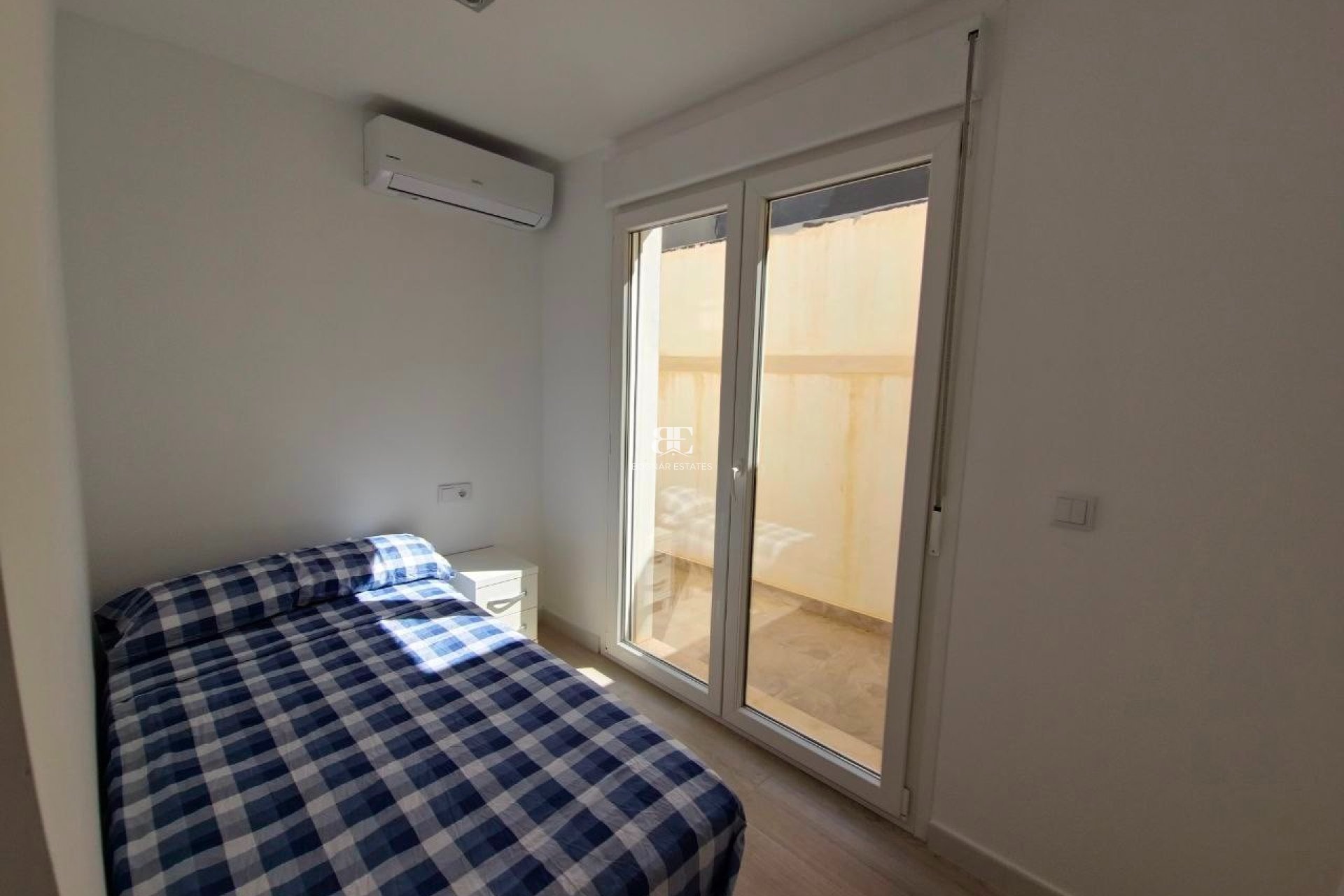 Herverkoop - Herenhuis -
Orihuela Costa - Cabo Roig