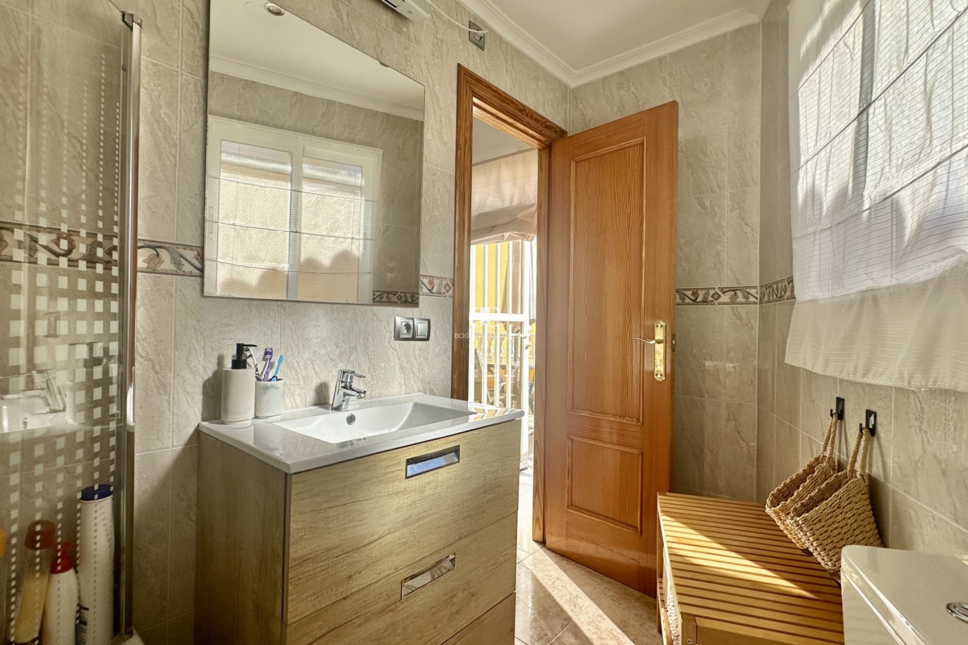 Herverkoop - Herenhuis -
Orihuela Costa - La Florida