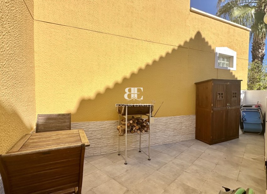 Herverkoop - Herenhuis -
Orihuela Costa - La Florida