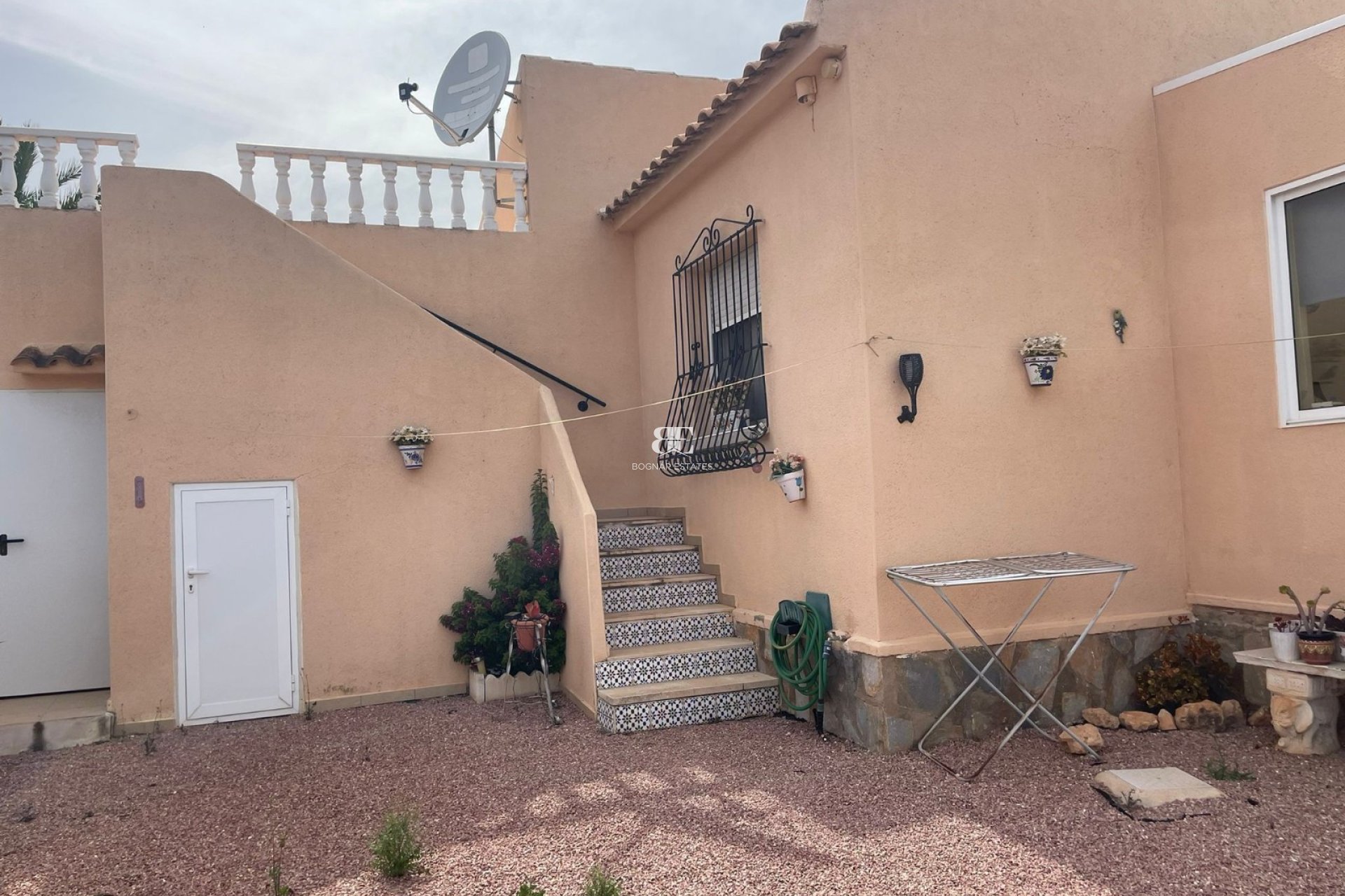 Herverkoop - Herenhuis -
Orihuela Costa - La Florida