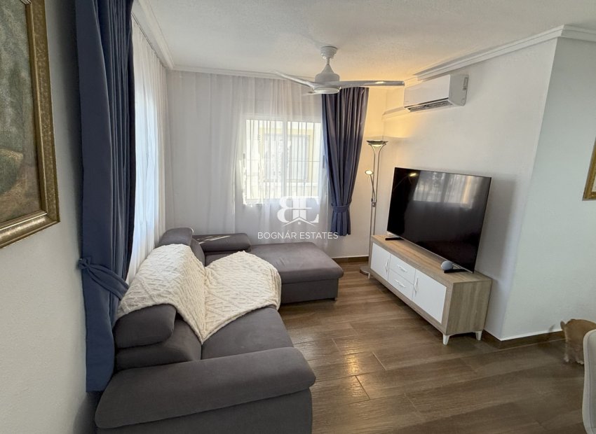 Herverkoop - Herenhuis -
Orihuela Costa - La Zenia