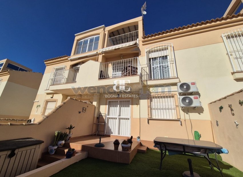 Herverkoop - Herenhuis -
Orihuela Costa - Las Chismosas