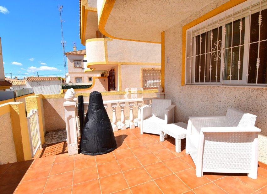 Herverkoop - Herenhuis -
Orihuela Costa - Los Altos