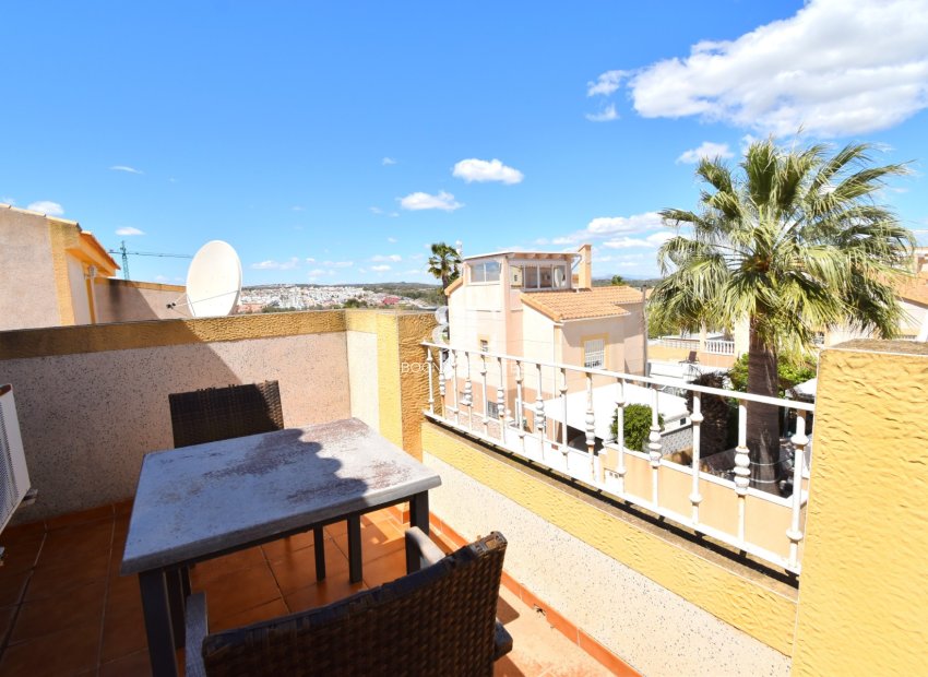 Herverkoop - Herenhuis -
Orihuela Costa - Los Altos