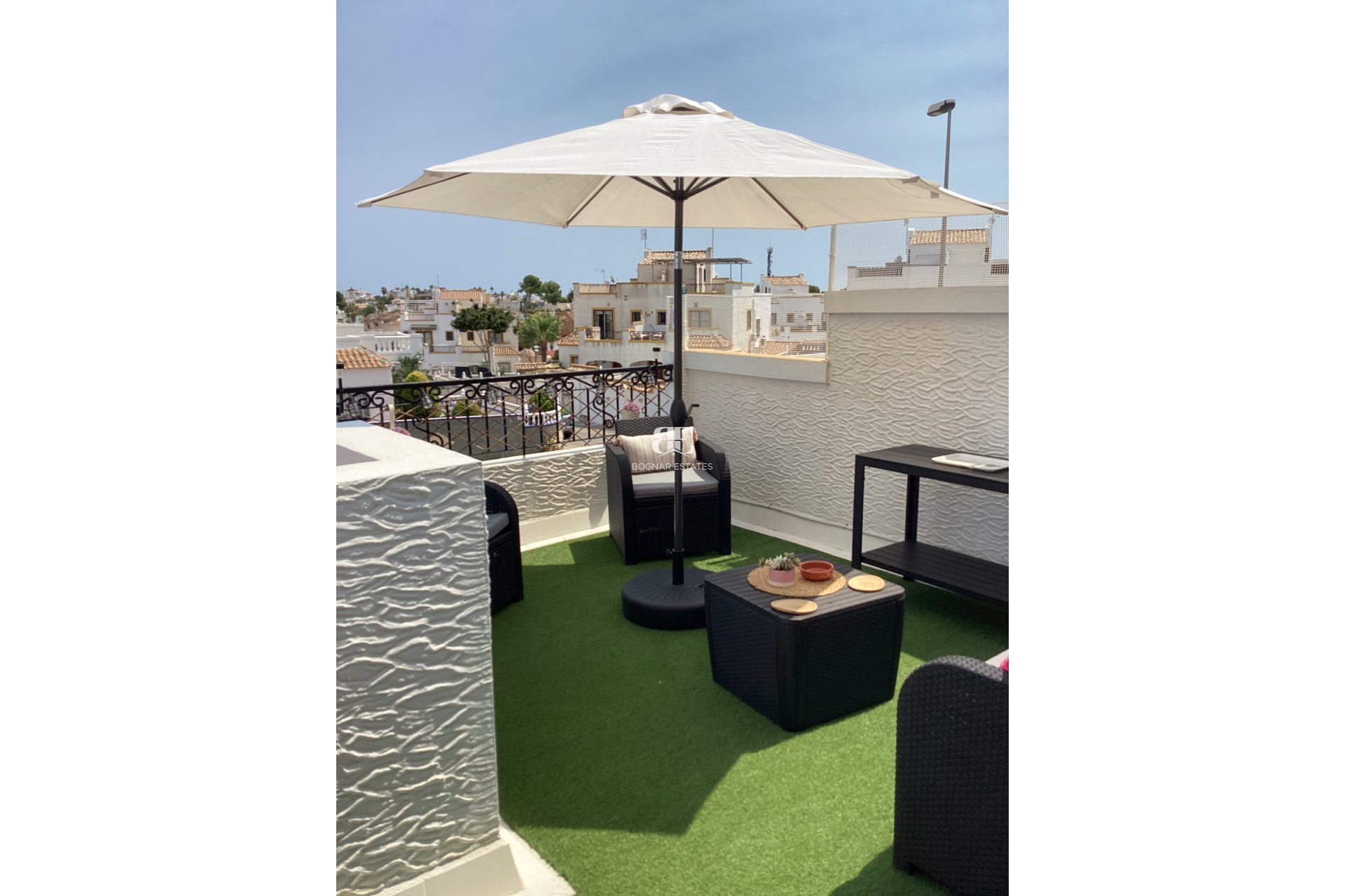 Herverkoop - Herenhuis -
Orihuela Costa - Los Altos*