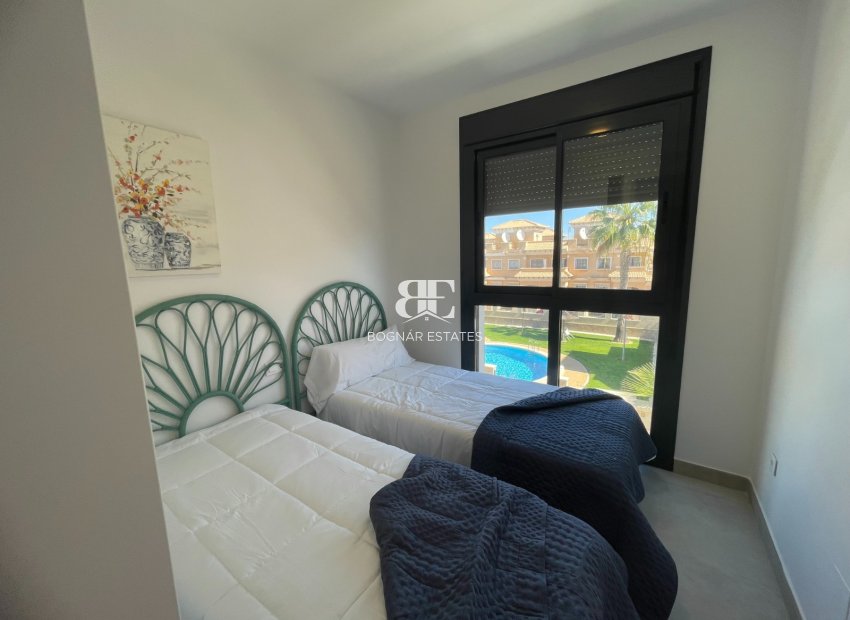 Herverkoop - Herenhuis -
Orihuela Costa - Pau 26