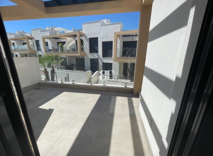 Herverkoop - Herenhuis -
Orihuela Costa - Pau 26