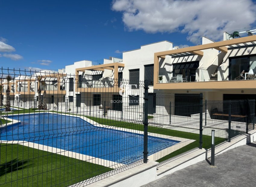 Herverkoop - Herenhuis -
Orihuela Costa - Pau 26