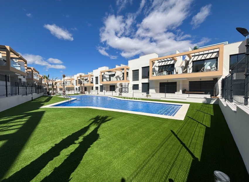 Herverkoop - Herenhuis -
Orihuela Costa - Pau 26