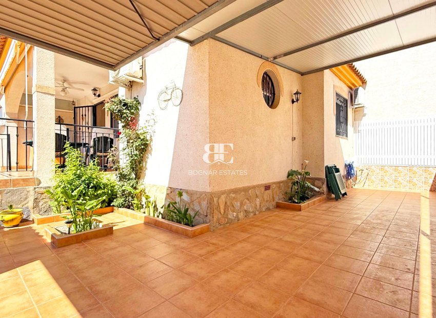 Herverkoop - Herenhuis -
Orihuela Costa - Playa Flamenca