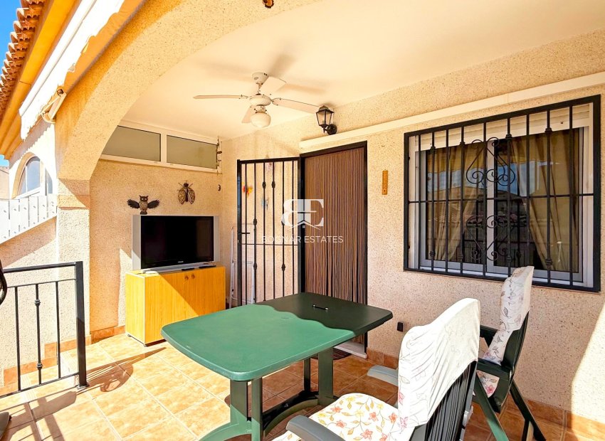 Herverkoop - Herenhuis -
Orihuela Costa - Playa Flamenca