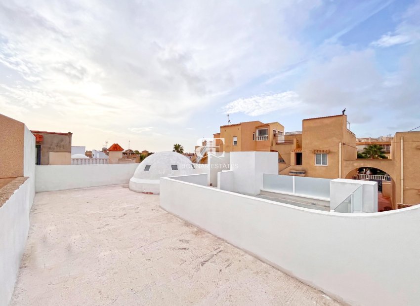 Herverkoop - Herenhuis -
Orihuela Costa - Playa Flamenca